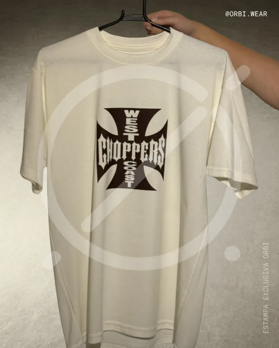 Camiseta off white personalizada West Coast Choppers - ORBI Wear